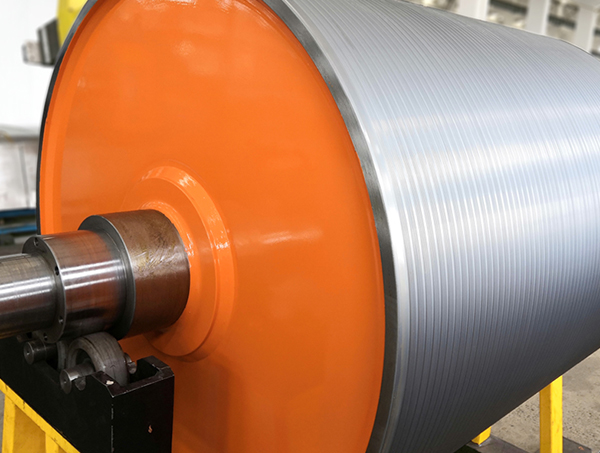 Valjak presvučen tvrdom legurom